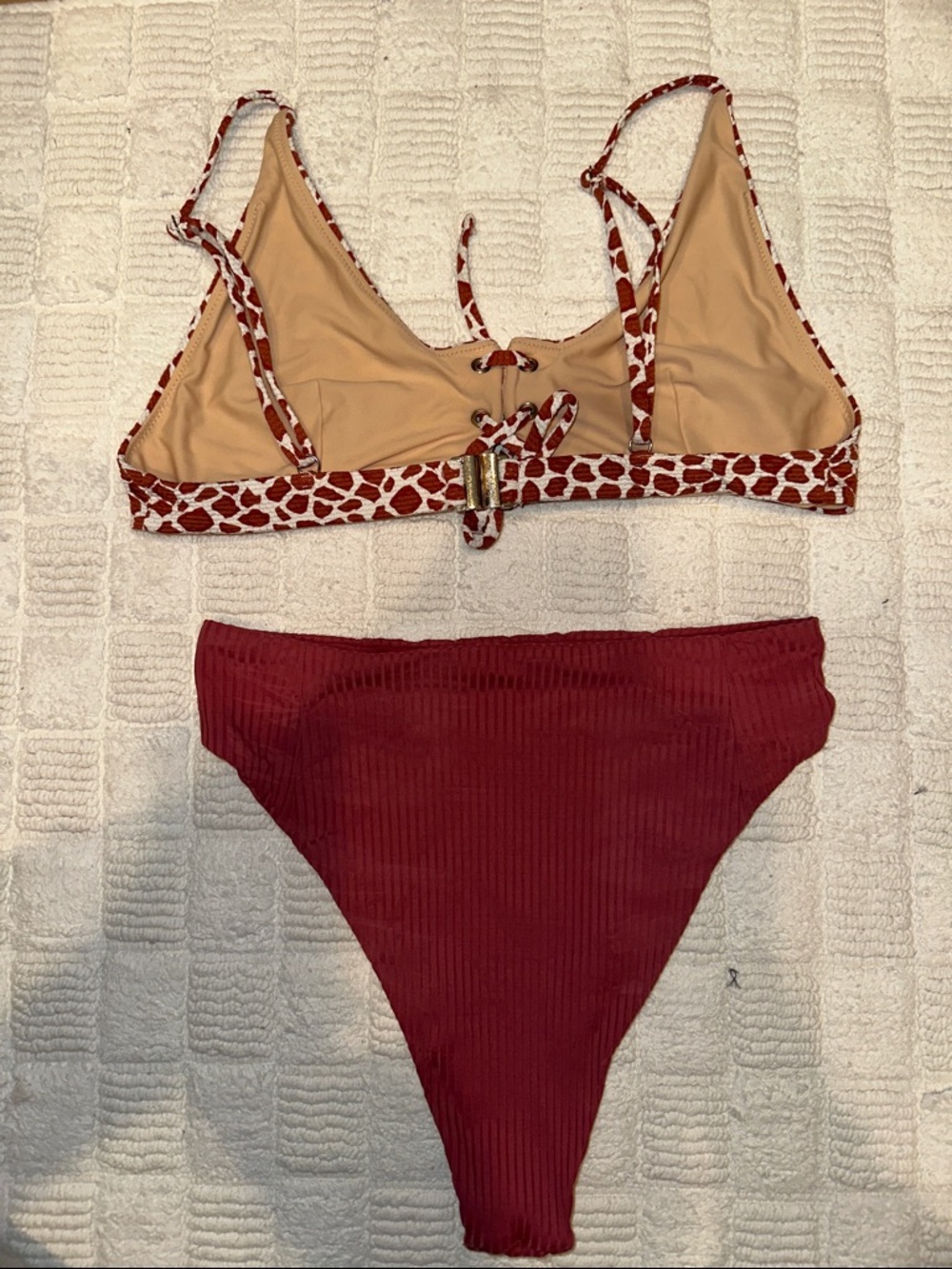 l*space Top & Ribbed Bottom Bikini Set - Picture 7 of 8